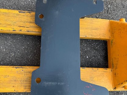 Bild 2:Pflugplatte für Reform T6-T9