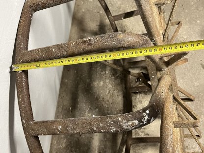 Bild 2:Zwillingsbereifung / Gitterräder