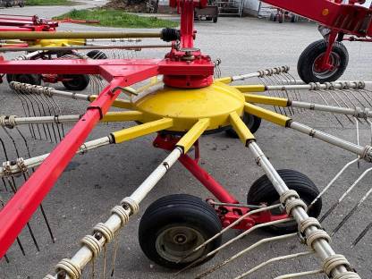 Bild 6:Pöttinger Eurotop 651 A