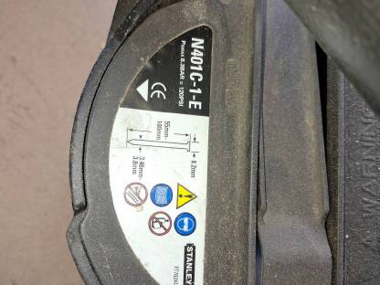 Bild 3:Druckluftnagler Schussapparat Luftdrucknagler Coilnagler