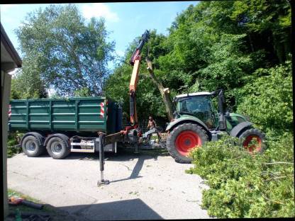 Bild 2:Hakenliftanhänger BOB ITR 16.21T