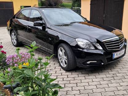 Mercedes E 200