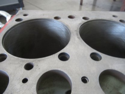 Bild 3:Motorblock Steyr 1090 1100 1108 WD610 Laufbuchsen neu