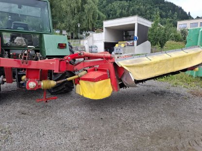 Pöttinger Seitenmähwerk mit Aufbereiter 302