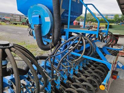 Bild 5:Lemken Solitair 9 Drillmaschine für Kreiselegge
