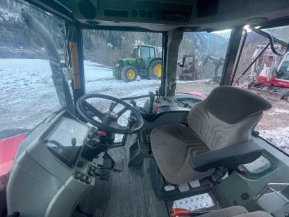 Bild 6:Massey Ferguson 6245