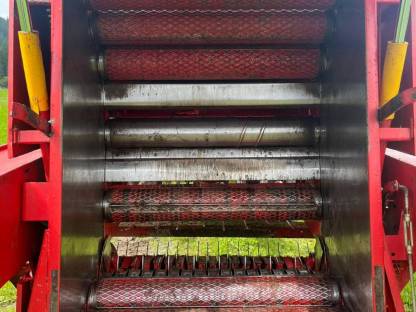 Bild 6:Welger Rundballenpresse RP 15 S