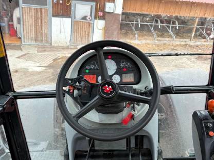 Bild 4:Massey Ferguson 7495