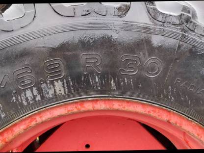 Bild 2:Fendt Kompletträder