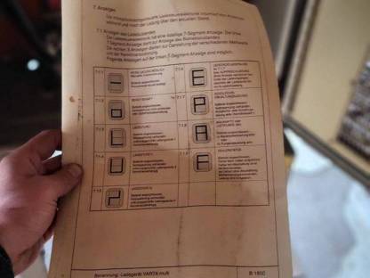 Bild 6:Ladegerät 12/24 V