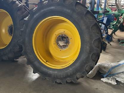 Bild 3:Kulturreifen für JD 6430 Premium