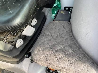 Bild 6:Beifahrersitz Lindner Geotrac