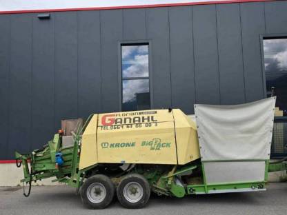 Bild 4:Heustockpresse Quaderballenpresse Großpackenpresse Krone