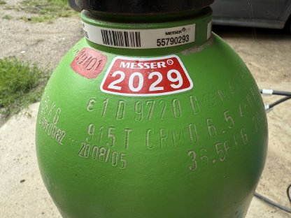 Bild 3:Gasflasche leer