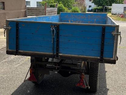 Bild 4:Gebrauchter 2-Achsanhänger mit Kippvorrichtung
