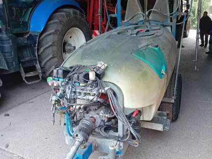 Bild 2:Weingartenspritze Osella