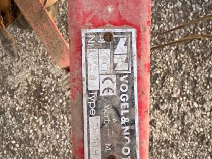 Bild 5:Kreiselzettwender Niemeyer HRE 40 H