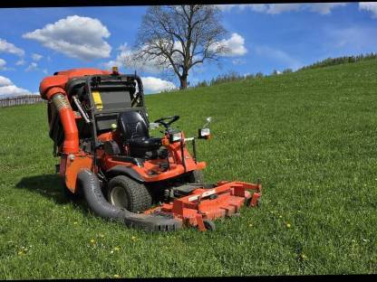 Bild 7:Kubota Rasentraktor