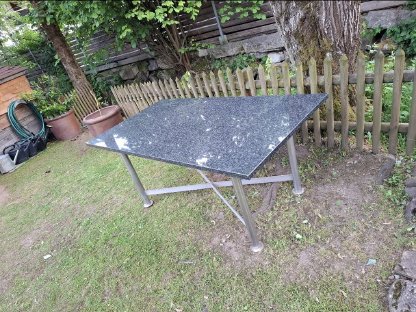 Gartentisch