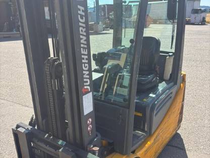 Jungheinrich EFG218 Triplex