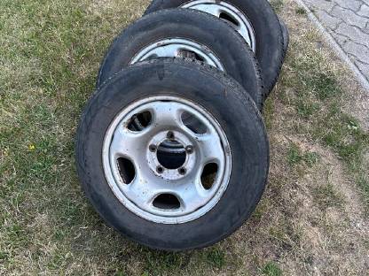 Suzuki Vitara Felgen Reifen 215/65R16