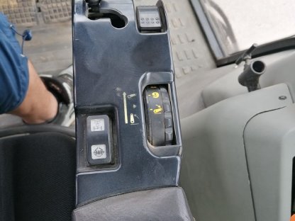 Bild 6:Massey Ferguson 8280 Traktor