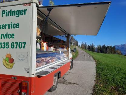 Bild 8:Renault Master Verkaufswagen