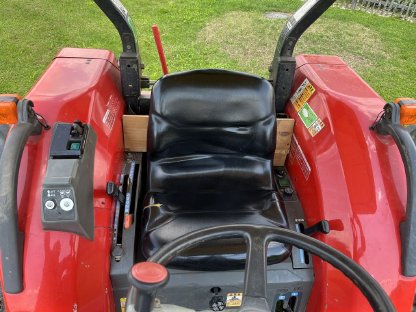 Bild 7:YANMAR RS-30 Allrad Traktor 30 PS