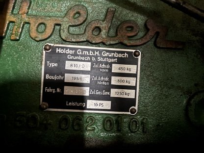 Bild 4:Holder B10 mit Mähwerk und Pflug