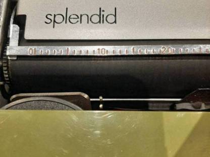 Bild 3:Olympia Kofferschreibmaschine Splendid
