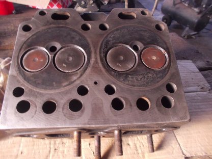 Bild 2:Zylinderkopf Steyr 8100/8110