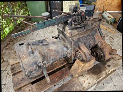 Bild 2:Unimog 411 Getriebe