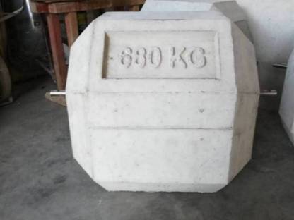 Bild 2:Front- und Heckgewicht Betongewicht