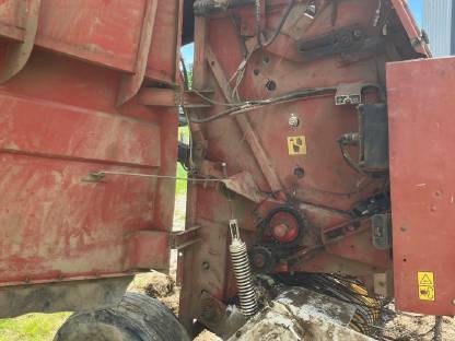 Bild 4:Fiatagri Rundballenpresse 5850 Cropcutter