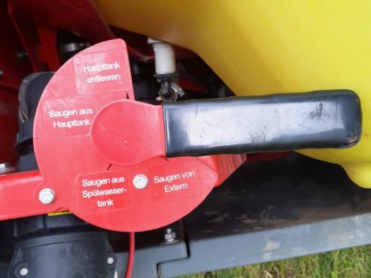 Bild 6:Feldspritze Rau/Kverneland iXter B10, 15 m