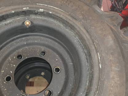 Bild 4:Komplettbereifung Weidemann Aebi Lindner Reform Pöttinger