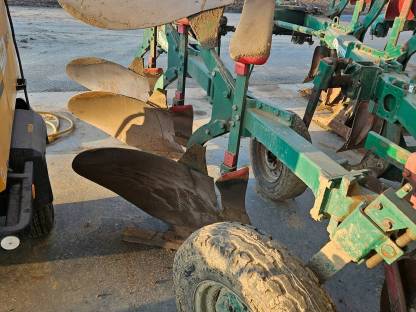 Bild 3:Regent Frontpflug