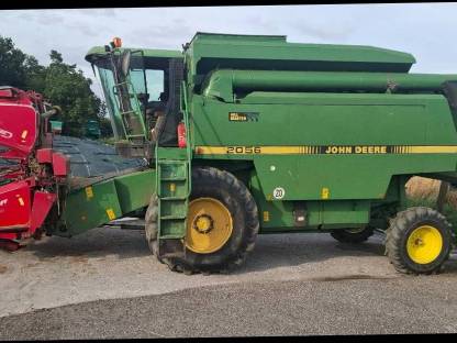 Bild 6:Mähdrescher John Deere Hillmaster 2056