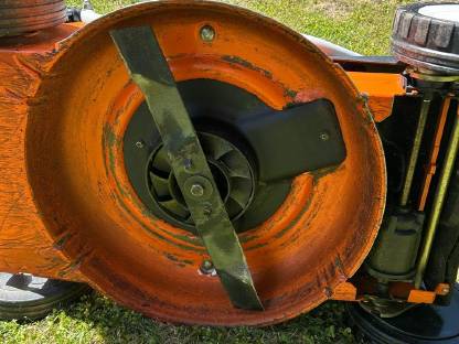 Bild 6:STIHL RMA 2 RPV Akkurasenmäher