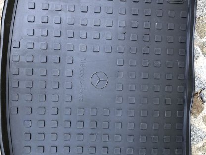 Bild 4:Mercedes Benz GLK Bj. 2009 Kofferraumteile