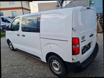 Bild 4:Toyota HiAce 6-Sitzer 2.0 Diesel, Bj. 2020