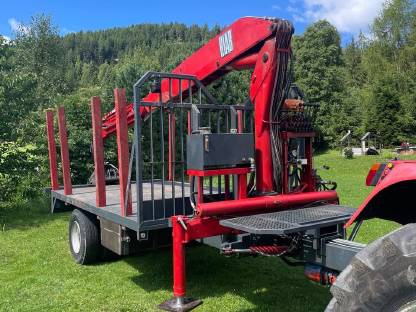 Forstanhänger Hiab Kran
