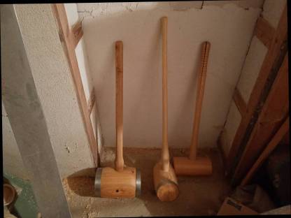 Bild 2:Holzschlögel