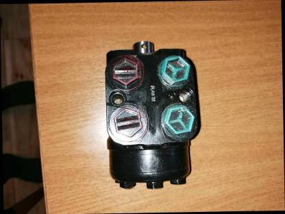 Bild 2:Für New Holland TL 80, 70, 90, 100 Hydrauliklenkung