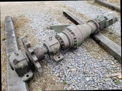 Bild 2:Getriebemotor 15 kW 4,4 Upm für Schnittholz-Sortierrad