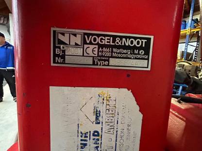 Bild 3:Verkaufe Vogel&Noot Pflug 4-scharig Vario S1050