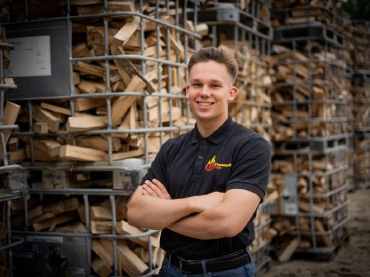 Bild 3:Buchenbrennholz, Hartholz trocken und ofenfertig, Zustellung