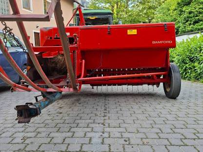 Bild 4:Bamford BL58 Kleinballenpresse