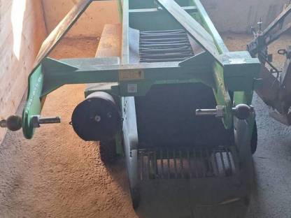 Bild 2:Roder Bomet Z 656