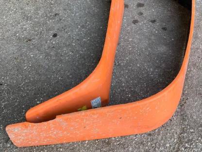 Bild 4:Kotflügel Steyr Serie 9000